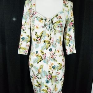 Forever 21 fitted tropical summer pattern dress M. NWOT